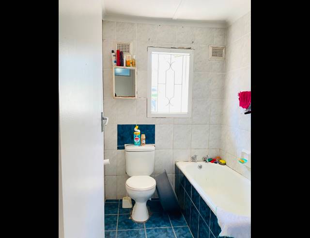 2 BEDROOM DUPLEX FOR SALE IN ASHLEY